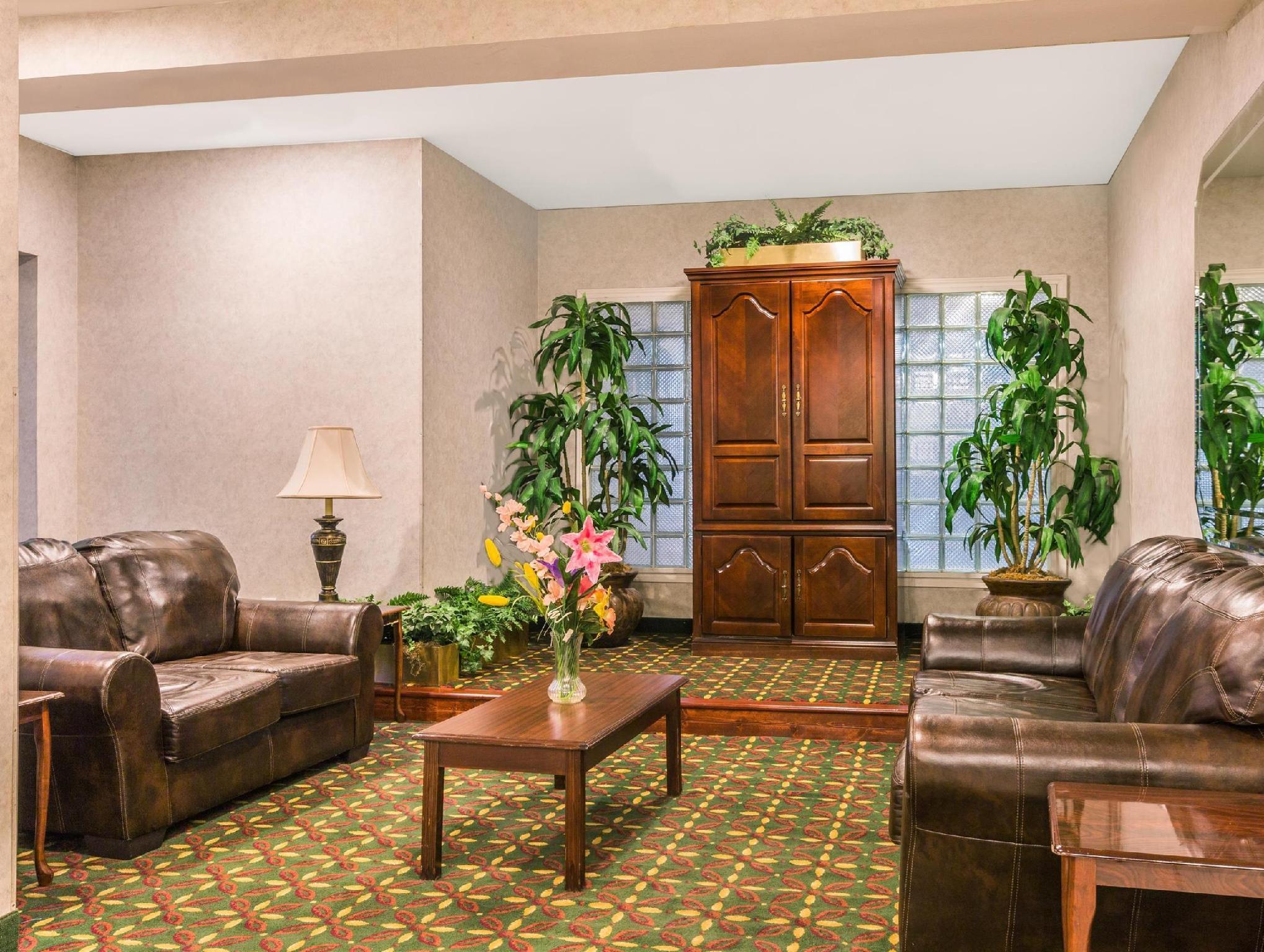 Super 8 By Wyndham Garland North Dallas Area Экстерьер фото