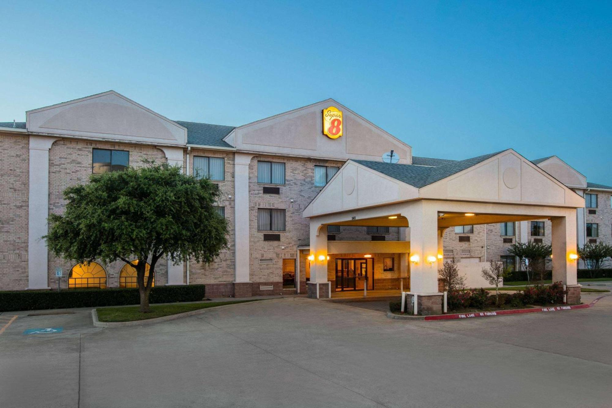 Super 8 By Wyndham Garland North Dallas Area Экстерьер фото